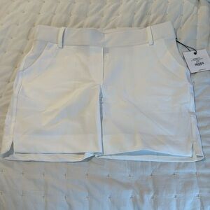 NWT Belyn Key 6” Tailored Golf Shorts (35)